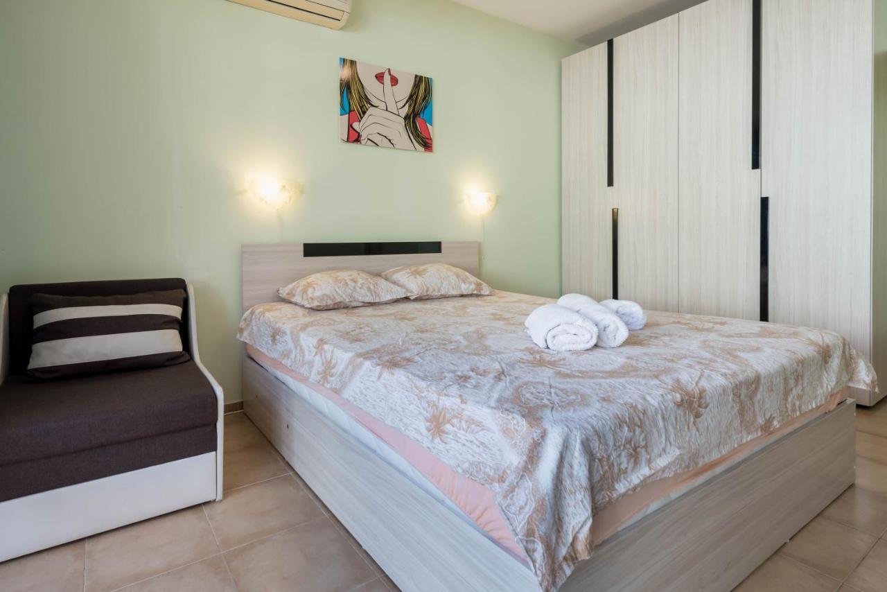 Happy Holiday Sozopol Exterior photo